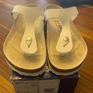Birkenstock womens size 8 (39). New with box.